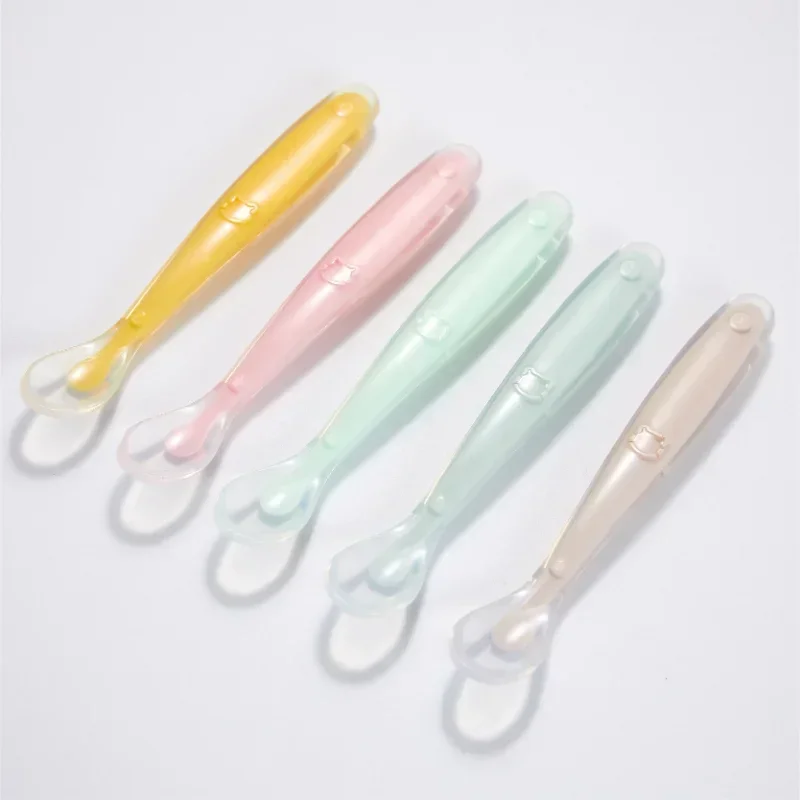 Zachte siliconen babylepel, aa - Baby Food Bites recensie en prijs